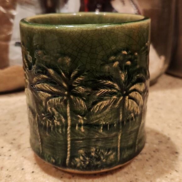 Bob Hoenig Maui Hawaii Mug - Picture 2 of 6